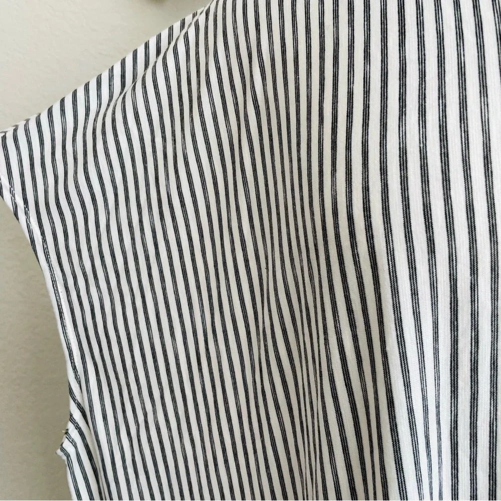 Max Studio Tie-Front Short Sleeve Top/Tunic - Picture 5 of 13